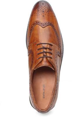 Brune Lace Up