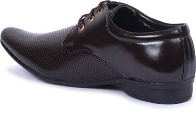 Baaj Lace Up