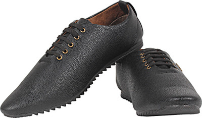 

Kraasa Versatile Black Casual Shoes For Men(Black)