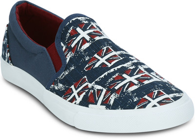 

Get Glamr MAGNUS Sneakers For Men(Red