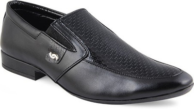 

Zapatoz Black Stylish Formal Slip On Shoes For Men(Black)