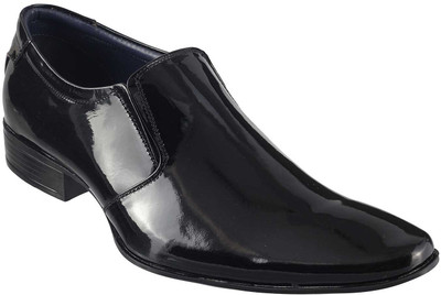 

Mochi Men Slip On Shoes For Men(Black, 11;black
