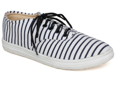 

Vendoz Canvas Shoes For Women(White