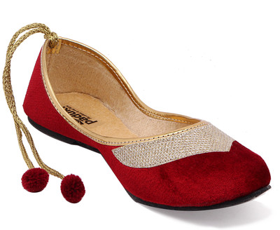 

Paduki Ethnic Footwear Jutis For Women(Red