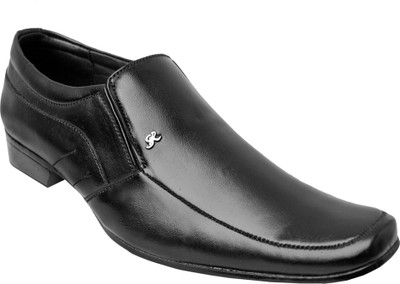 

Seamax Genuine Leather shoes Slip On For Men(Black