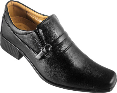 Action Synergy Fashion Line Pug4287 Slip On For Men(Black