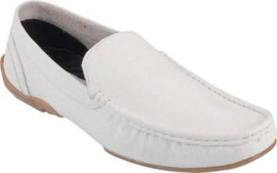 

Mochi Awesome Casuals For Men(White, 16;white