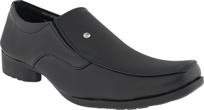 

Ezywear Slip On For Men(Black