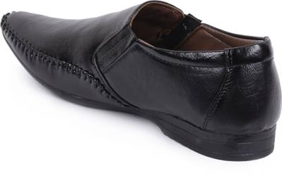 Baaj Slip On