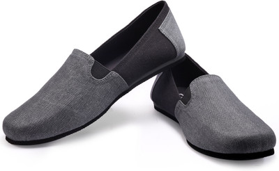 

FUNK Dalice Grey with Black Loafers For Men(Grey, Black)