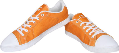 

Nivia Tussle Canvas Shoes For Men(Orange