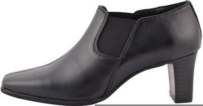 Ruro's Slip On Shoes