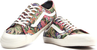 

Vans Happy Daze Sneakers For Men(Black, Multicolor, (hampton) multi/ma
