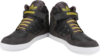 

ADIDAS ORIGINALS AR 2.0 WINTER Men Sneakers For Men(Brown), Nbrown/nbrown/spiyel