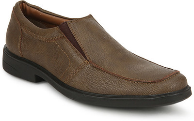 

Knotty Derby Tan Amos Slip On Shoes For Men(Tan