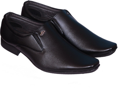 

Smoky Men Black Slip On Shoes For Men(Black)