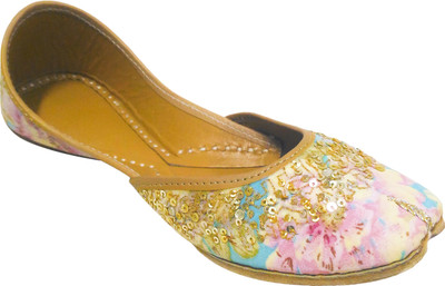 

Coral Haze Jutis For Women(Multicolor