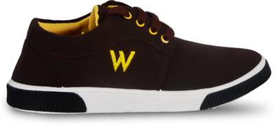 Navchetan Sneakers