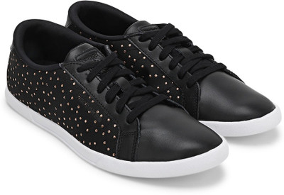 

REEBOK NPC MINI CORE TXT Tennis Shoes For Women(Black, White, Black/white/rose gold