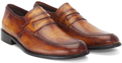 

Brune TAN FORMAL MOCCASIN WITH YELLOW BURNISHING STAINS. Slip On For Men(Tan