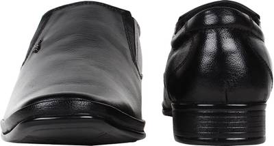 Tufli Slip On