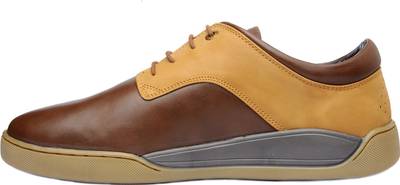 Buckaroo Sneakers