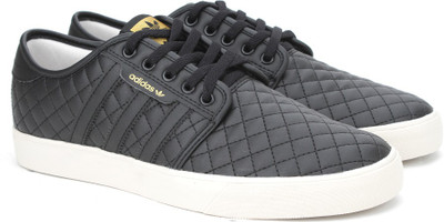 

ADIDAS ORIGINALS SEELEY Sneakers For Men(Black, Cblack/cblack/cbrown