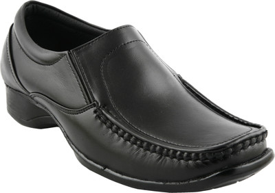 

Pureits Leathers Stylish and Elegant Slip On Shoes For Men(Black