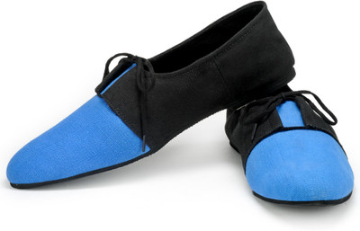 

FUNK Lan Blue and Black Canvas Shoes For Men(Black, Blue