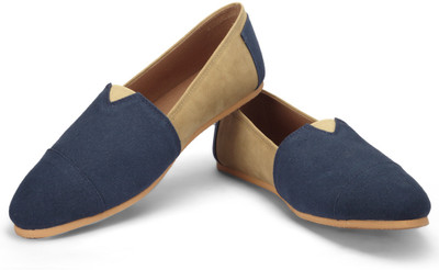 

FUNK Houg Navy Blue with Light Beige Casuals For Men(Blue, Beige)