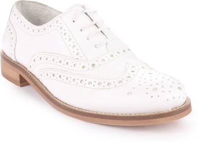 Glety Lace Up