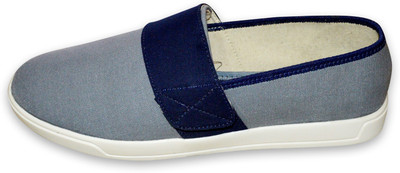 

Marusthali MSHS00015- Sneakers For Men(Green