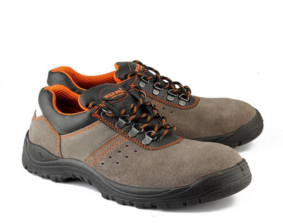 

Wild Bull Safety Shoes Casuals For Men(Grey, Orange