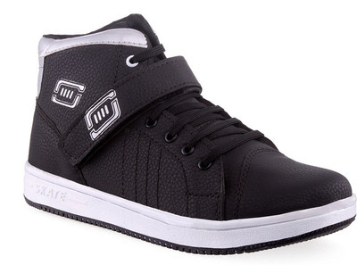 

Aadi Casual Shoes For Men(Black), Black and white
