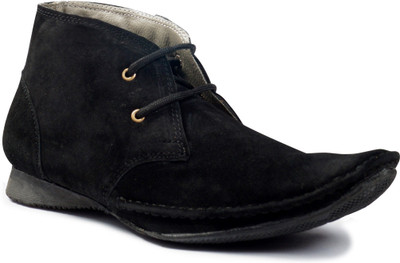 

ADYBird Ankle Casual Shoes For Men(Black