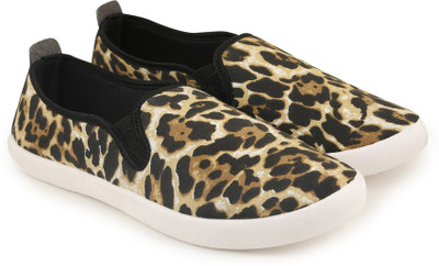 

Globalite Lily Casuals For Women(Brown, Tiger print