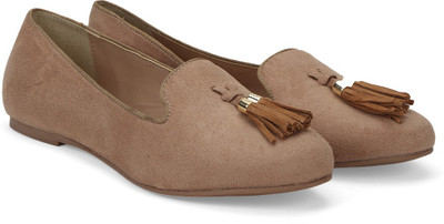 

Miss CL By Carlton London Miss CL Loafers For Women(Brown), Beige