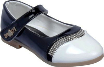 

Glinchy Synthetic Black Comfortable Solids Bellies For Women(Black
