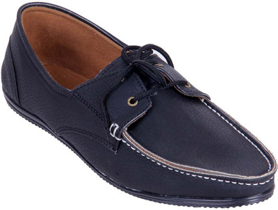 

Goyal Black Dotted Casual Shoes For Men(Black)