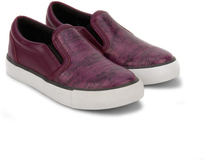 Clarks Girls, Berry