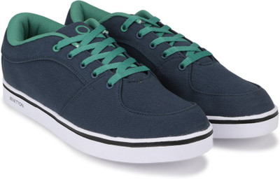 

United Colors of Benetton 16A8CORE1001I Canvas Sneakers For Men(Blue, 902