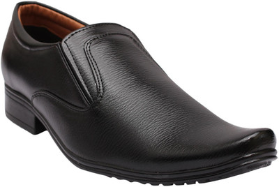 

Butchi Slip On For Men(Black