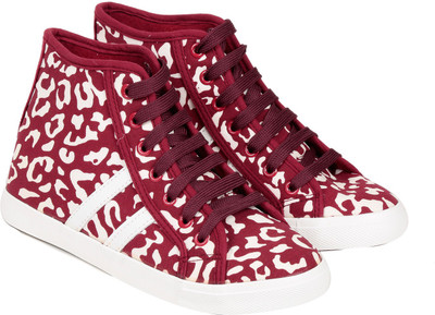 

TEN Red Fabric Shoes For Women(Red)