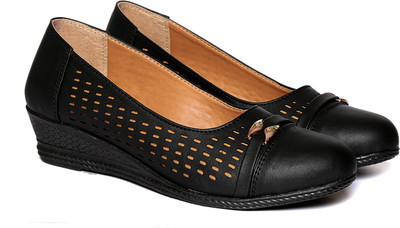 

Adorn Latest Fashion Bellies For Women(Black