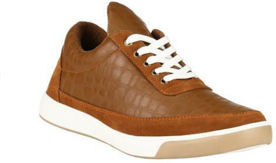 

Knicks Canvas Shoes For Men(Beige)