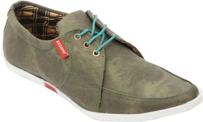 

Bachini Highway Casual Shoes For Men(Green)