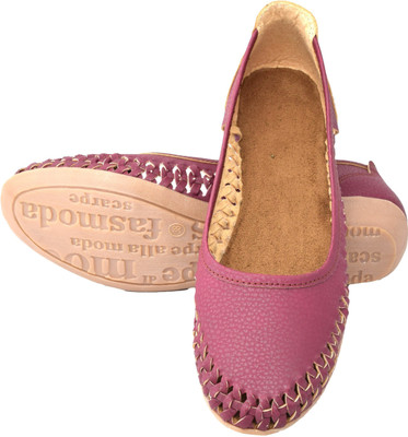 

New Divas Casuals For Women(Maroon), Cherry