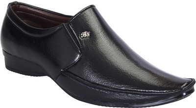 

Footoes Footoes Formal Slip On Shoes Slip On Shoes For Men(Black