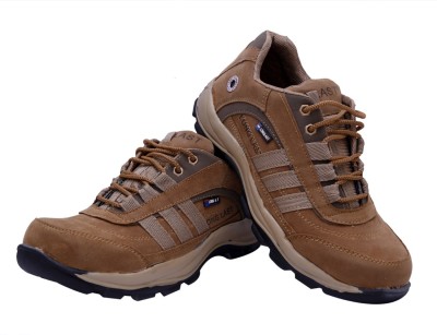 FASHION VICTIM Casuals For Men(Tan , 7 UK/India)