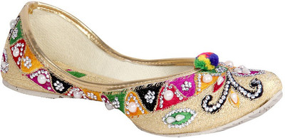 

Panahi Diamond Moti Wedding Collection Ethnic Shoes Jutis For Women(Multicolor